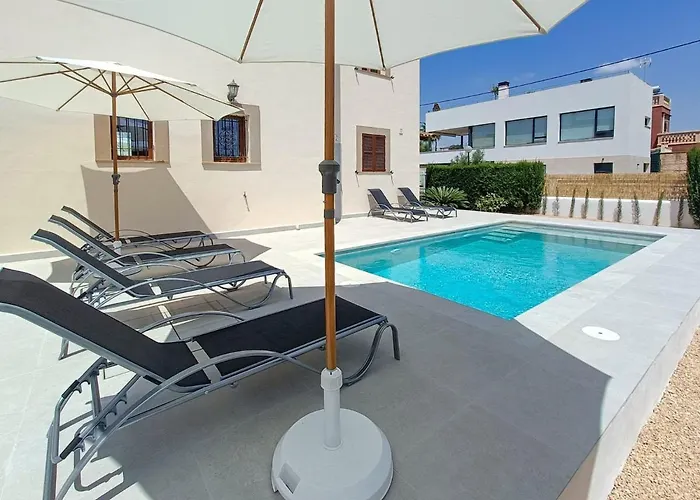 Villa Es Trenc Pool-Beach House By Interhome